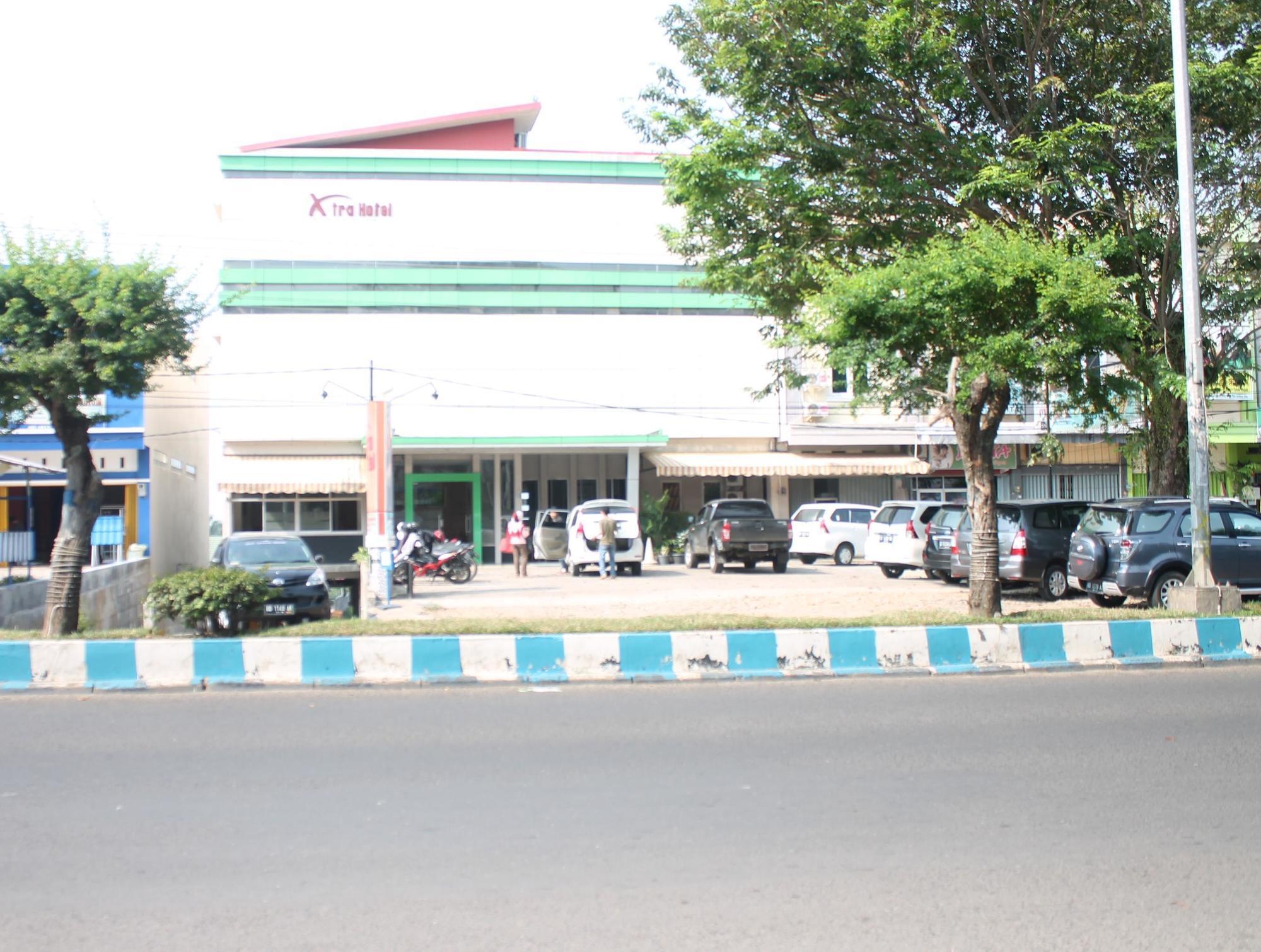 Xtra Hotel Bengkulu Exterior foto