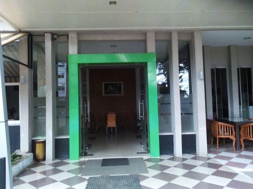 Xtra Hotel Bengkulu Exterior foto