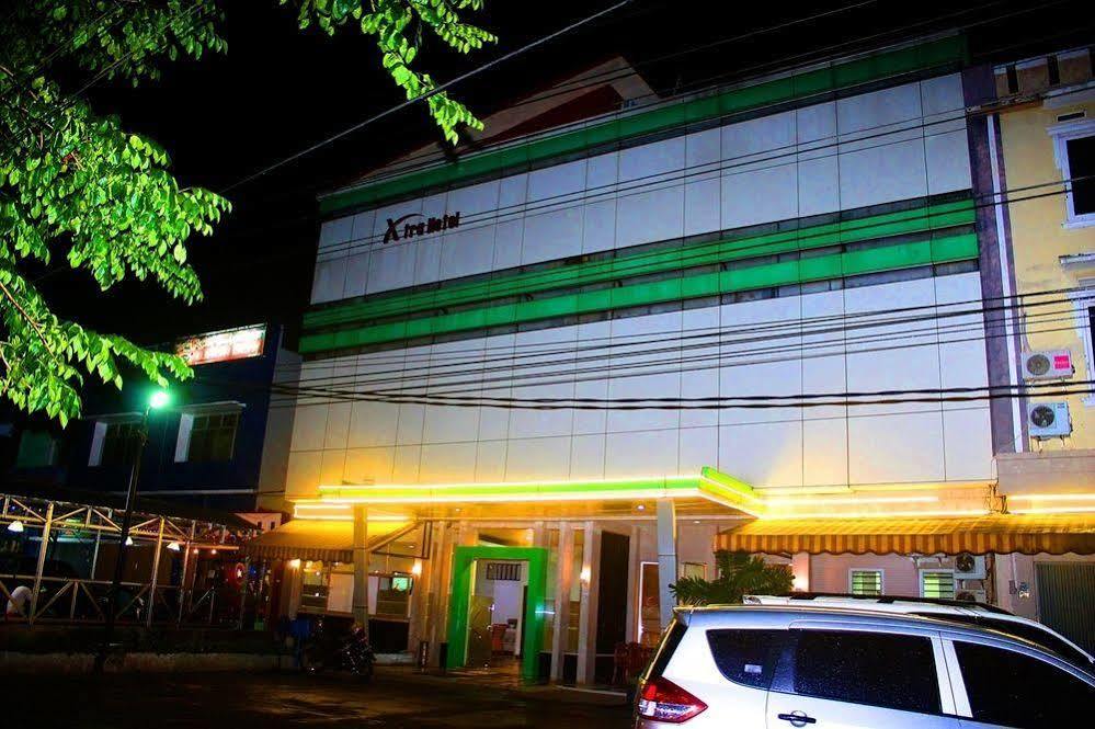 Xtra Hotel Bengkulu Exterior foto