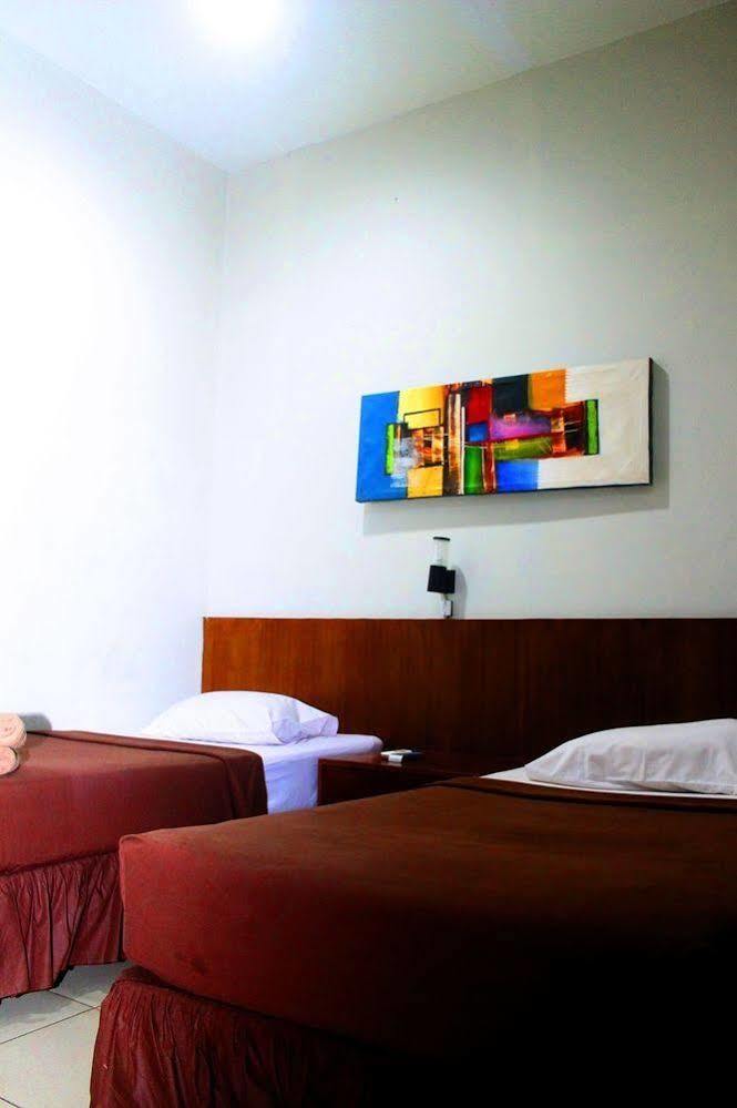 Xtra Hotel Bengkulu Exterior foto